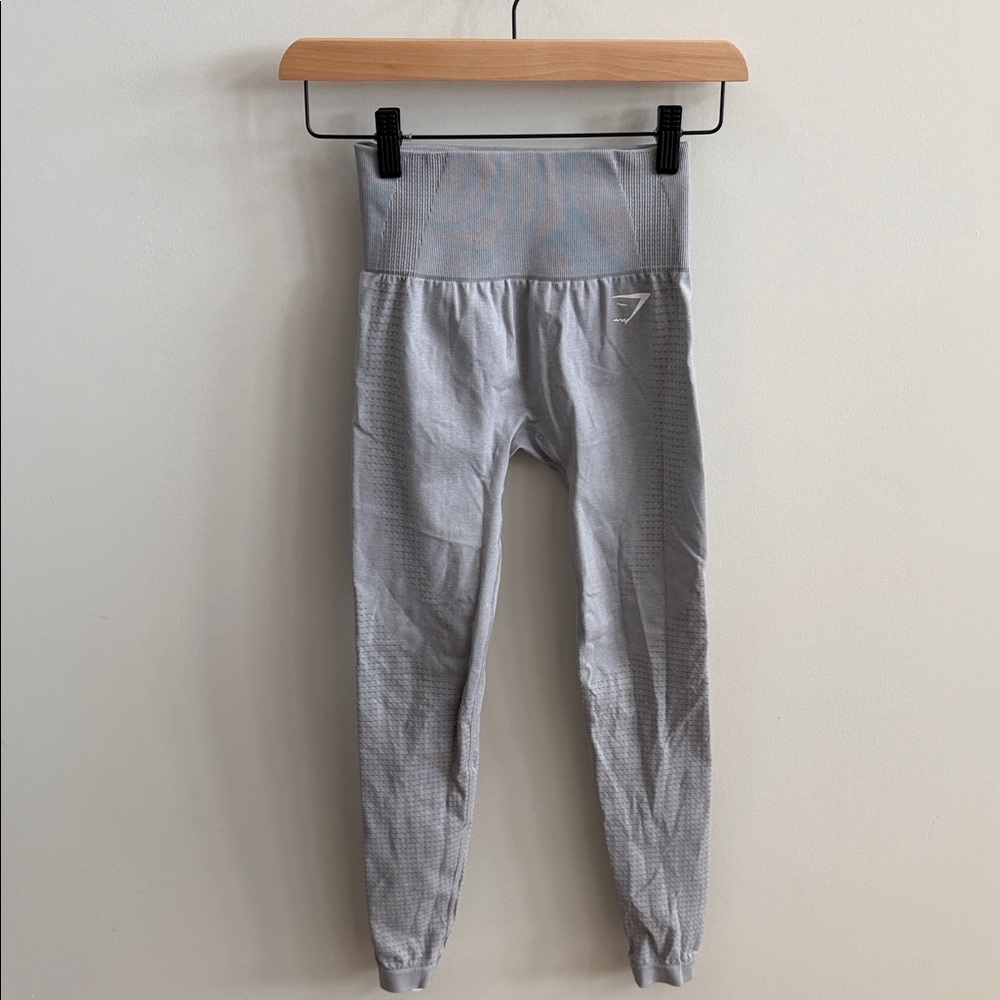 Gymshark Gray High-Waisted Compressive Leggings – XS